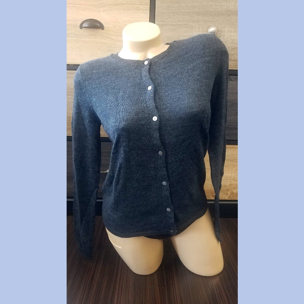 GAP Long Sleeve Cardigan Sweater Knit